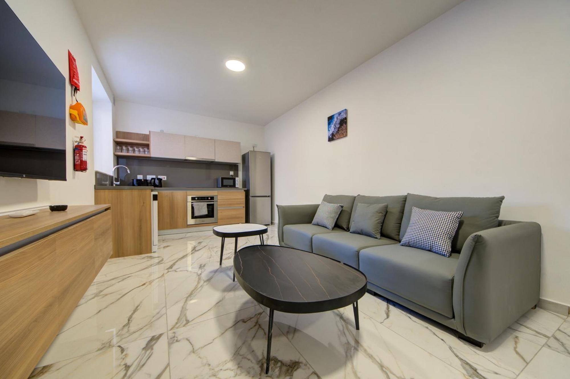 The St Pauls Bay Escape Suites By 360 Estates セント・ポールズ・ベイ エクステリア 写真