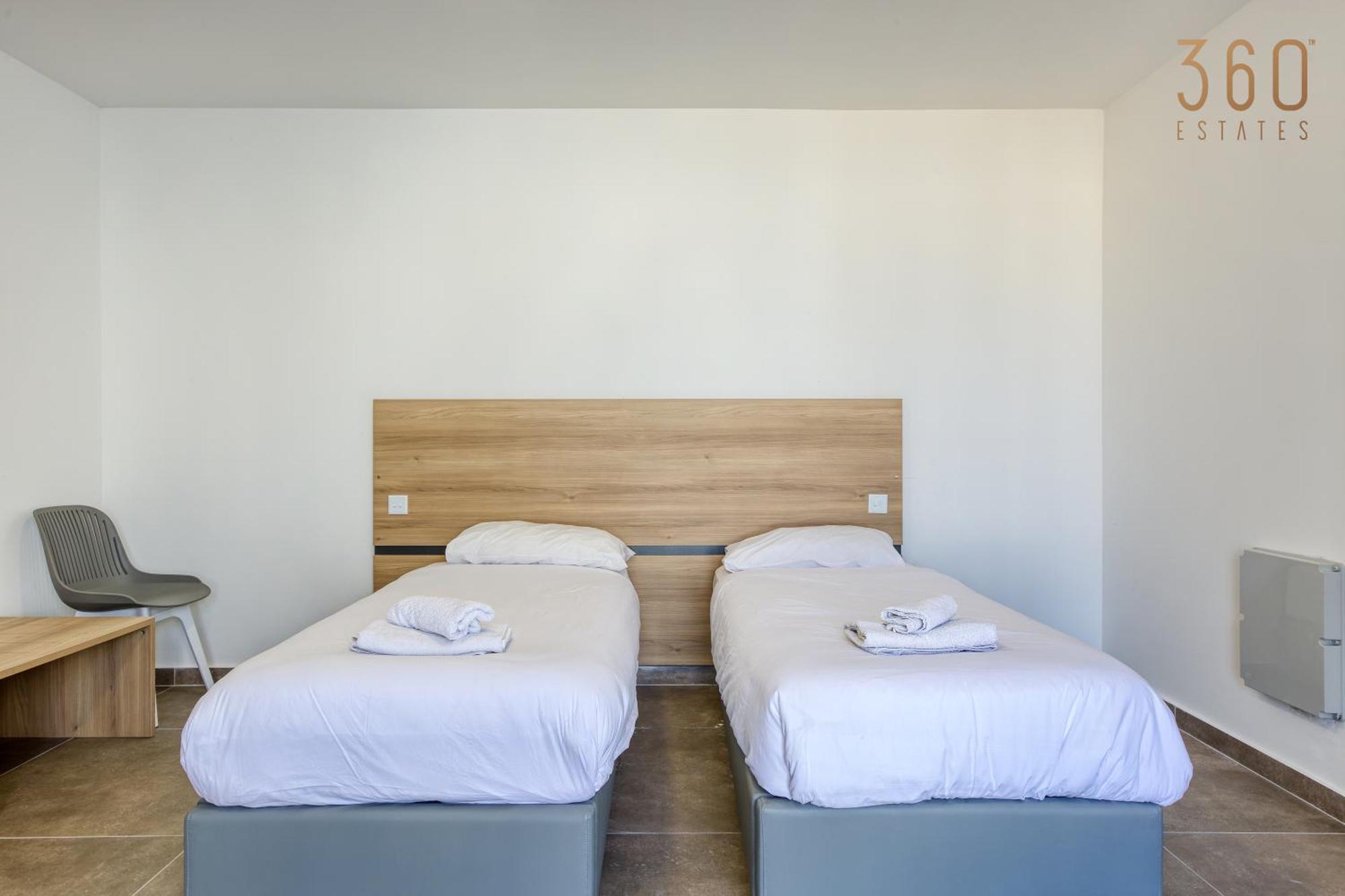 The St Pauls Bay Escape Suites By 360 Estates セント・ポールズ・ベイ エクステリア 写真